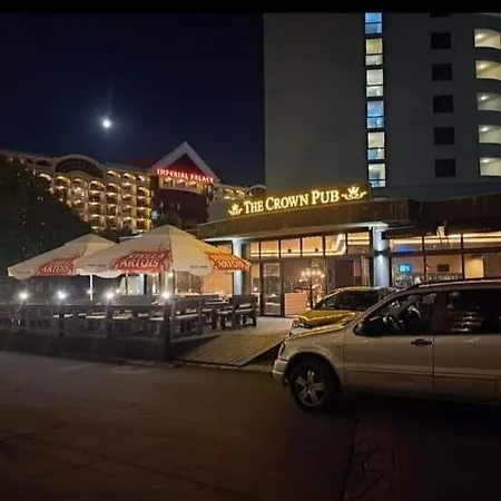 Charming 1 Bedroom In Sunny Daire *